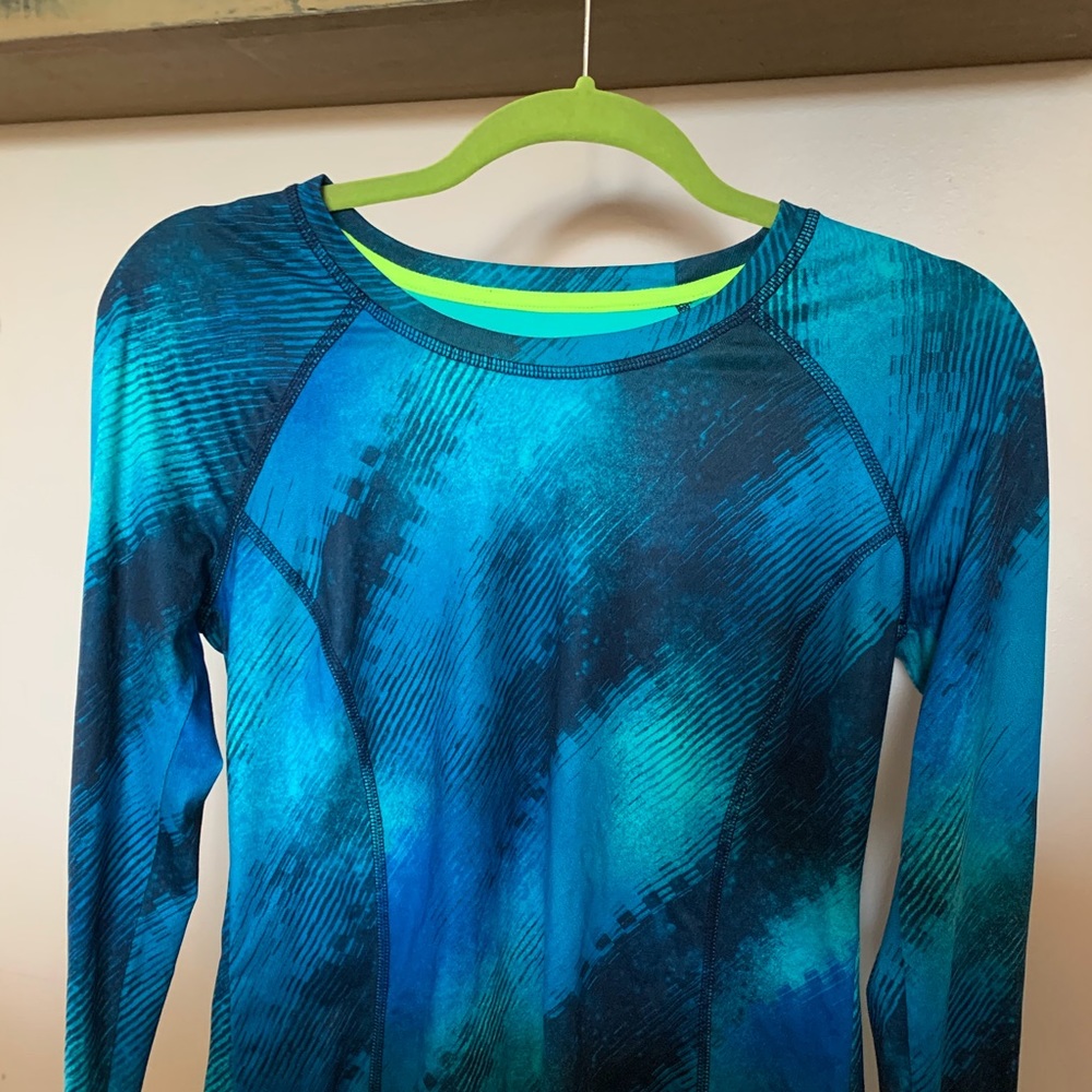 Workout shirt